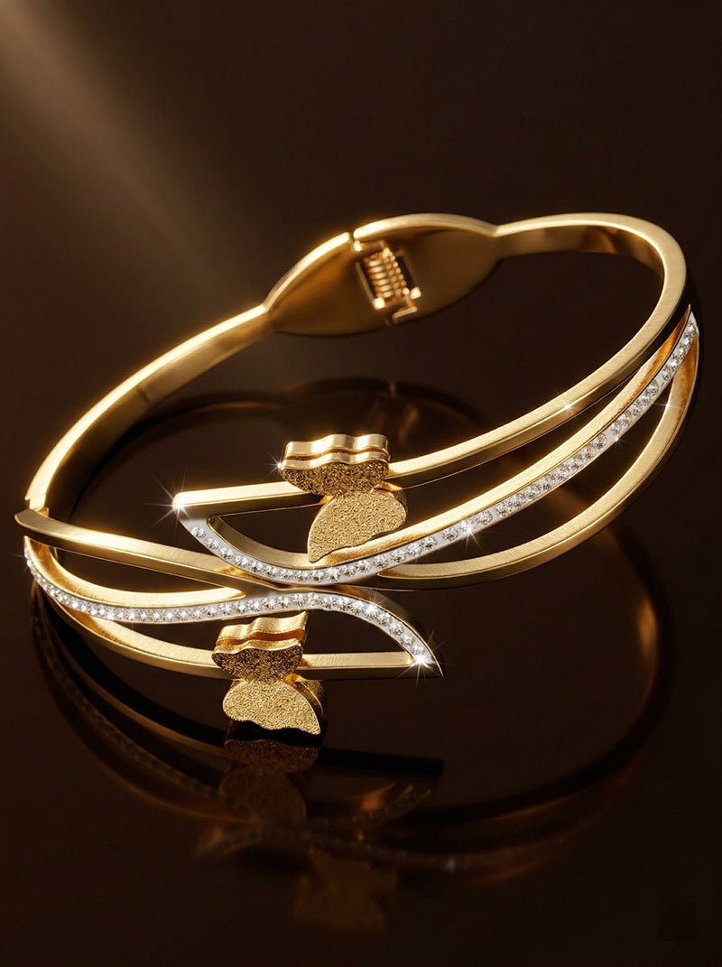 SUPÊR VÃLUE CHOICE HCSEX00036 Openwork Butterfly Bracelet