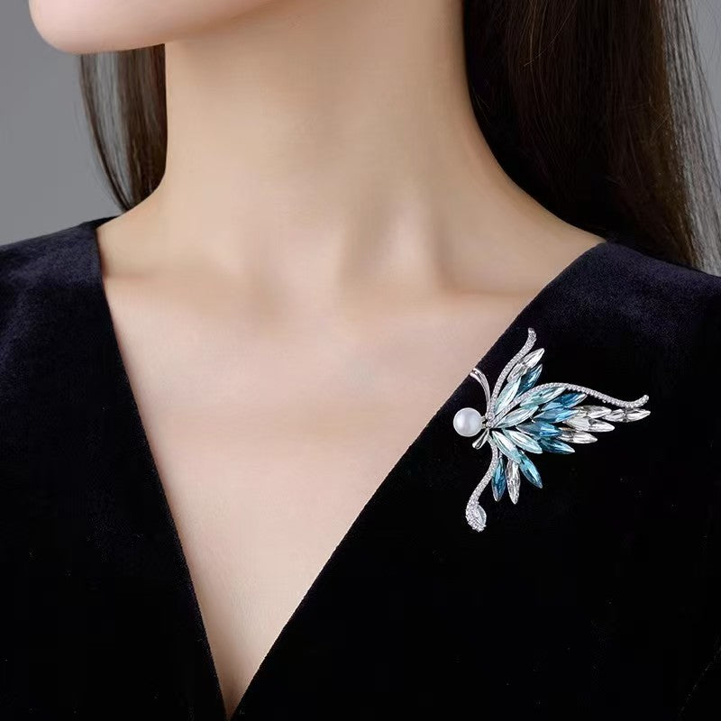 SUPERVALUECHOICE HCSESA00007 Crystal Butterfly Brooch