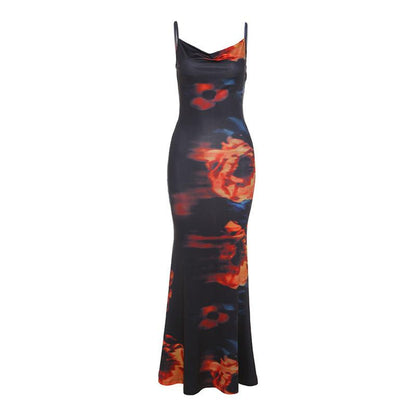 SVCD000065 Trendy women's dress with a halter top and a print that exposes the hips