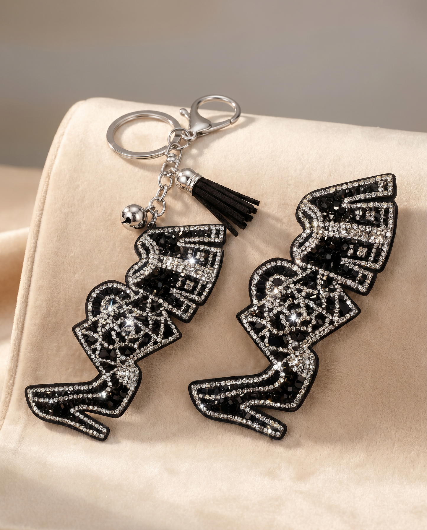 SUPERVALUECHOICE HCSESA00037 Crystal High Heel Keychain and Brooch Multifunctional Bag Charm