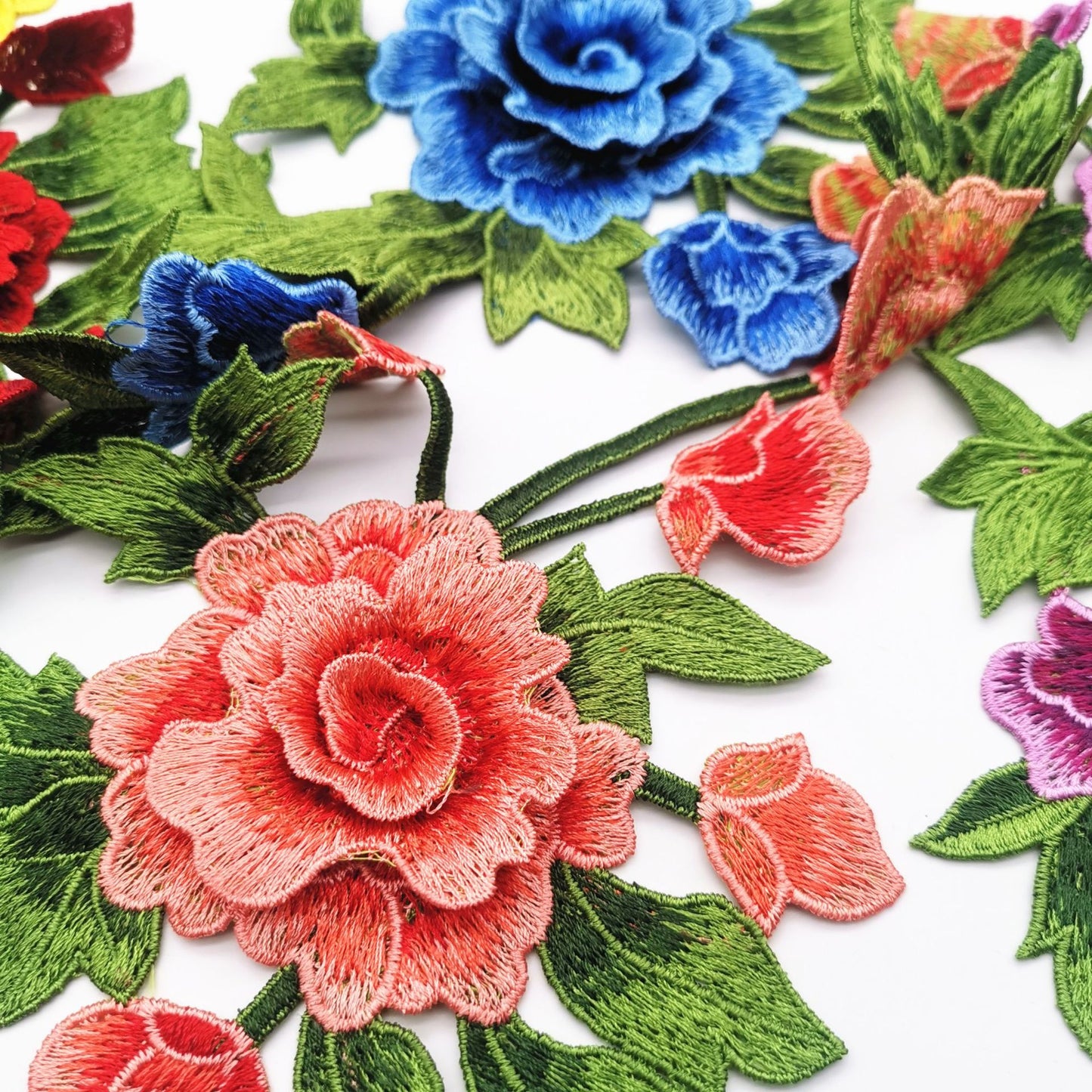 SUPERVALUECHOICE HCSEYB00038 3D Floral Embroidered Fabric Patches