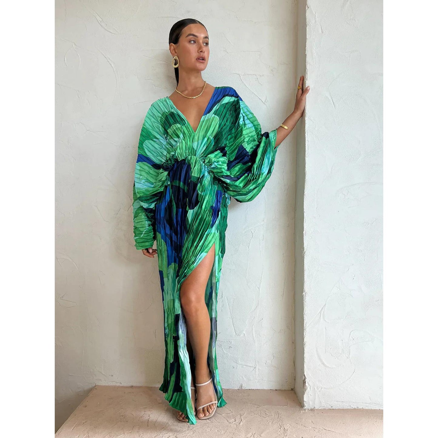 SVCD000030 Pleated dress is an INS casual and loose vacation dress