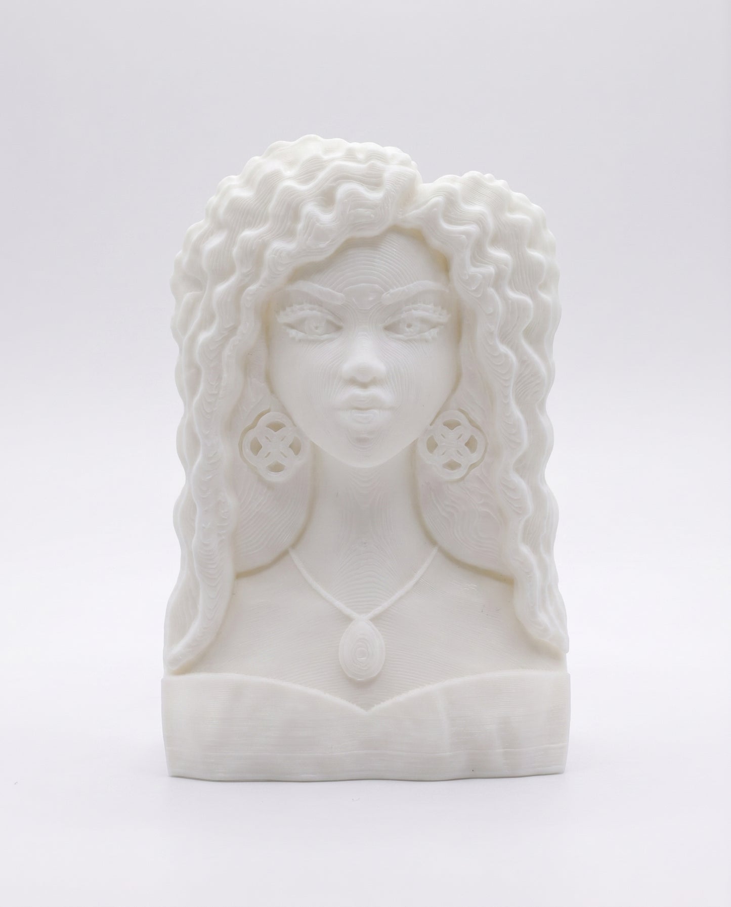 SUPERVALUECHOICE HCSEUA00026 Z-Blank Paintable Glitter Long Wavy Hair Black Woman Resin Blank, DIY Color Craft Blanks for Brooch & Keychain Making 2" × 2.7" × 0.5"