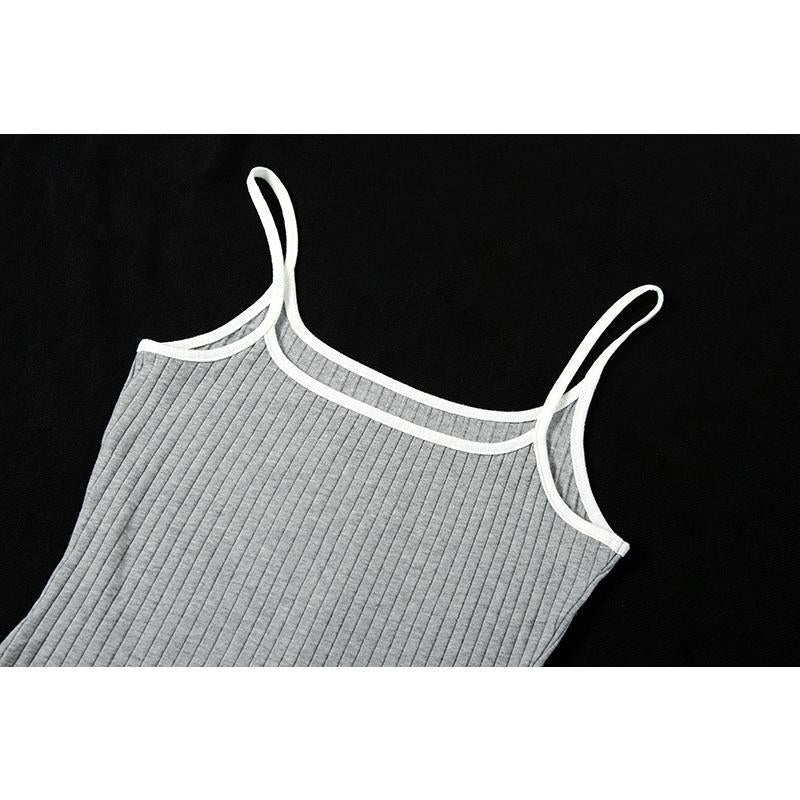 SVCD000040 Women's dress with contrasting colors, halter tops, revealing backpacks and hips, and a slim fit