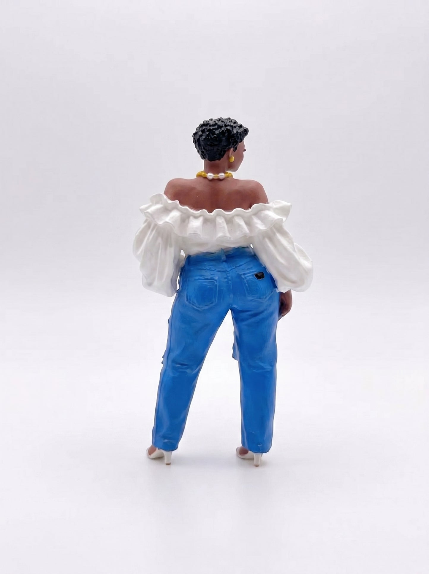 SUPERVALUECHOICE HCSEUA00013 Y-Blank Paintable Off Shoulder Ripped Jeans Lady Resin Blank, DIY Color Craft Blanks for Brooch & Keychain Making1.5" × 3" × 0.8"