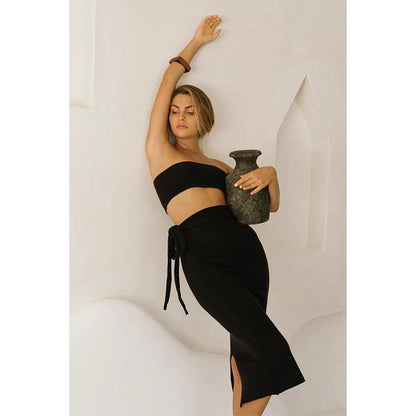 SVCD000063 Women's fashion and sexy cut-out backless strapless knitted dress