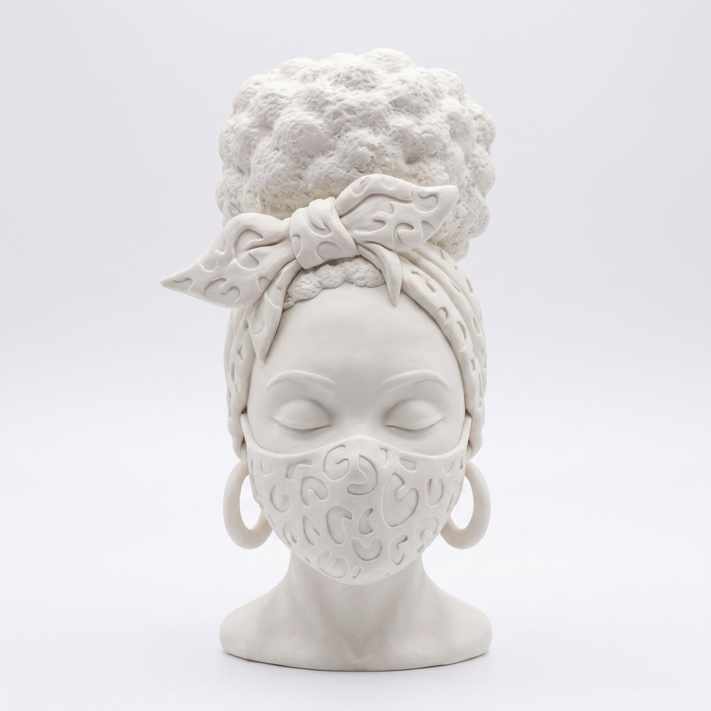 SUPERVALUECHOICE HCSEUA00060  Z-Paint Your Own Closed Eyes Leopard Headwrap Female Sculpture Blank Customizable Craft Blanks for Brooch & Keyring Making 1.6" × 2.7" × 0.5"