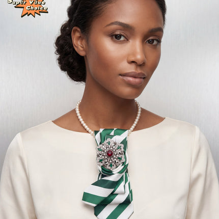 SUPERVALUECHOICE HCSEZA00021 Green and White Striped Tie