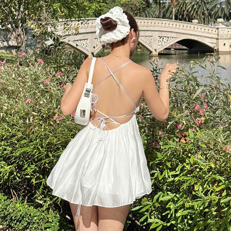 SVCD000013 Solid-color, fitted high-waisted, fashionable V-neck halter backless dress for women