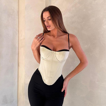 SVCST000048 Fashionable, casual and versatile halter top with contrasting color edges and a cinched waist to accentuate the chest. A hot girl's vest