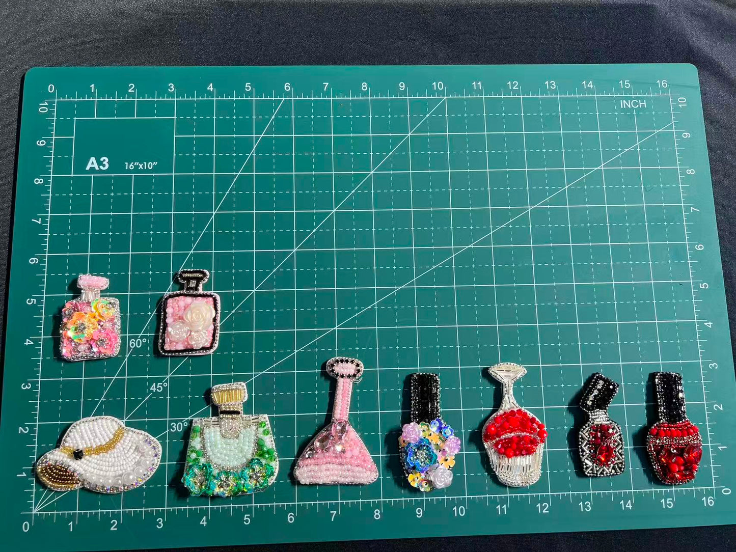 SUPERVALUECHOICE HCSEYD00022 Rhinestone Patch Perfume Wine Glass Hat Motif Sew On Clothing Applique