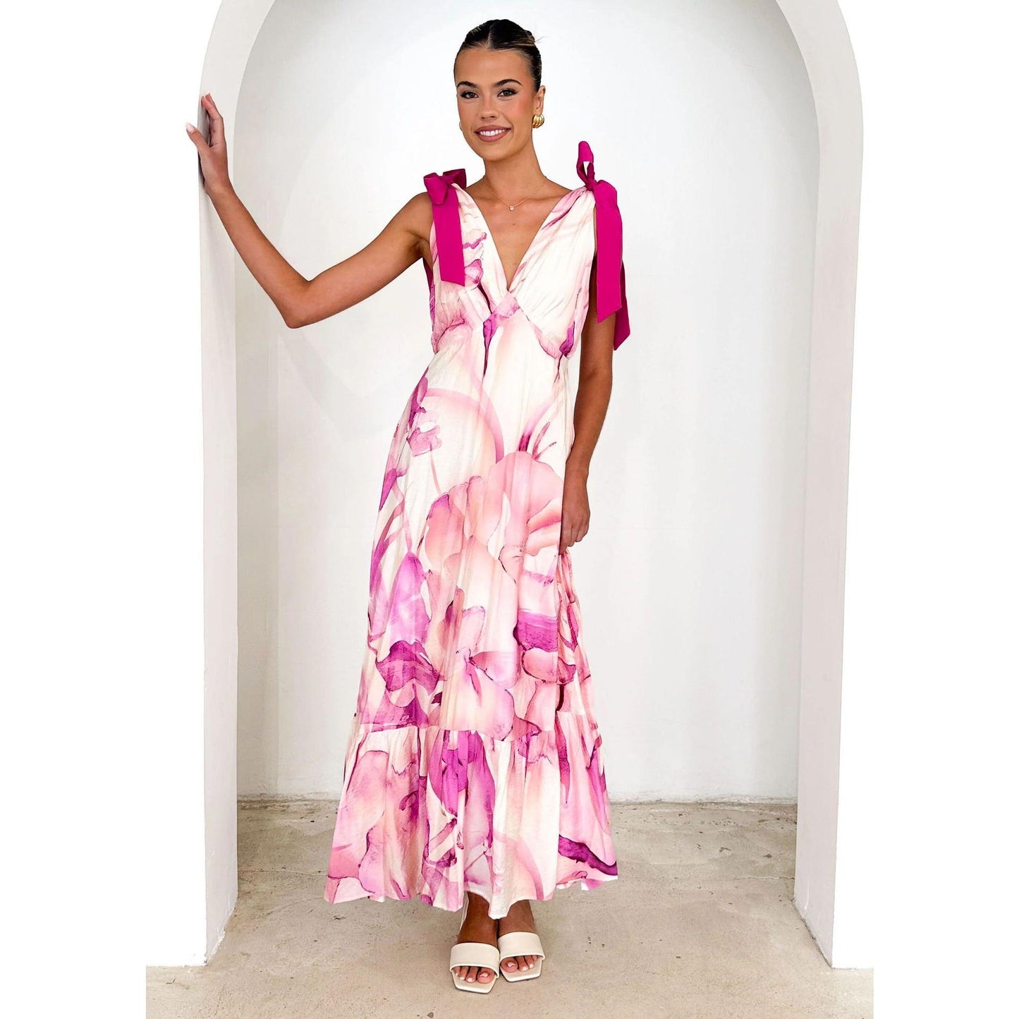 SVCD000123 Summer fashion women's long V-neck sleeveless Bohemian-style dress