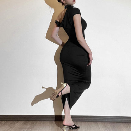 Stylish and elegant long dress with a solid color diagonal collar and off-the-shoulder slimming