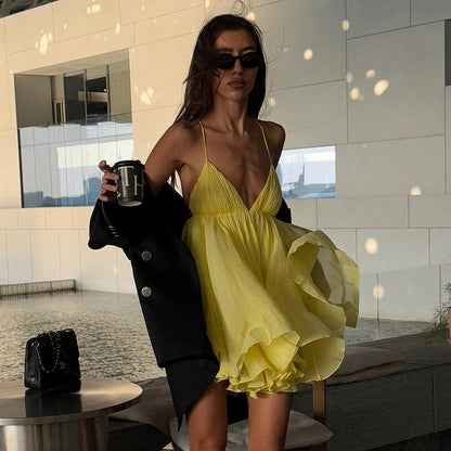 SVCD000013 Solid-color, fitted high-waisted, fashionable V-neck halter backless dress for women