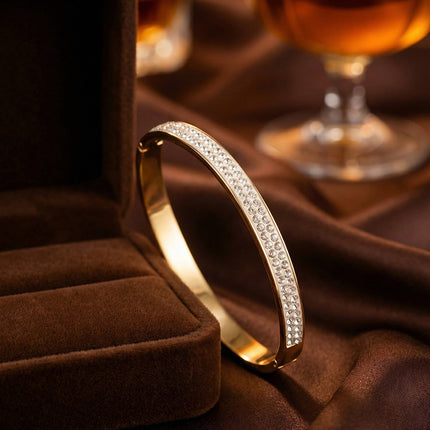 SUPÊR VÃLUE CHOICE HCSEX00044 Full-Diamond Irregular Bracelet