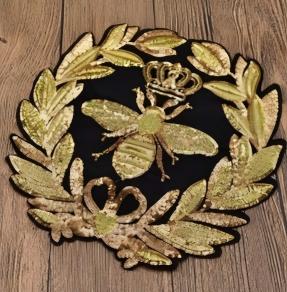 SUPERVALUECHOICE HCSEYC00026 Crown Bee Sequin Embroidered Clothing Patch