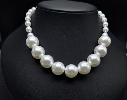 SUPERVALUECHOICE HCSEN00001 Classic White Single Strand Big Pearl Collar Necklace for Women Daily & Party Jewelry