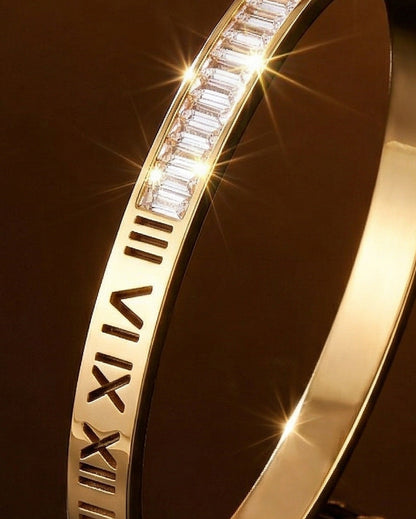 SUPÊR VÃLUE CHOICE HCSEX00049 Square-Cut Roman Numeral Bracelet