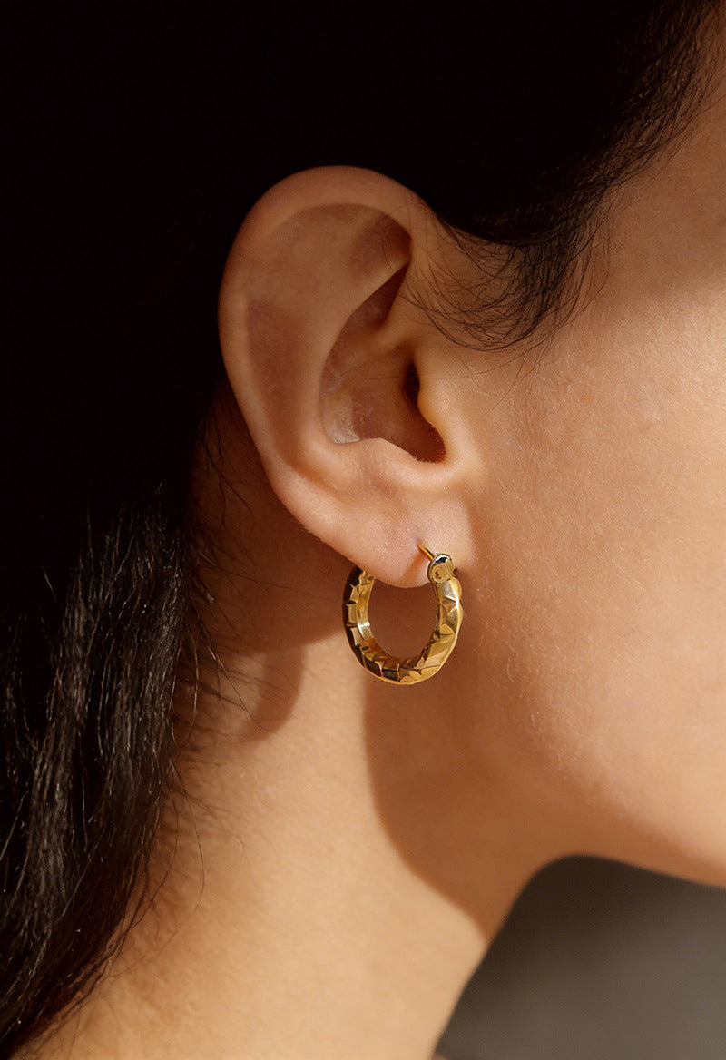 SUPERVALUECHOICE HCSETA00024 Earrings with an irregular textured pattern