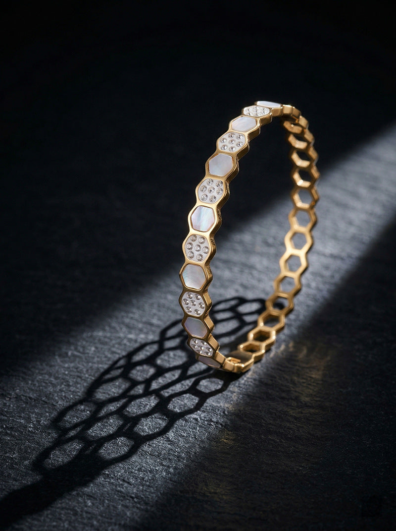 SUPÊR VÃLUE CHOICE HCSEX00029 Shell and Honeycomb Bracelet
