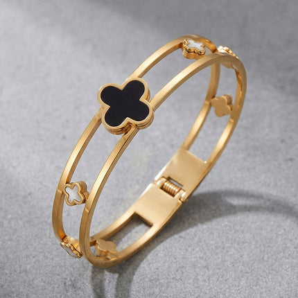 SUPÊR VÃLUE CHOICE HCSEX00040 Openwork Four-Leaf Clover Bracelet
