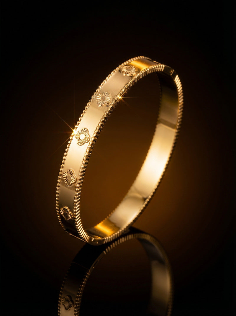 SUPÊR VÃLUE CHOICE HCSEX00035 Floral Relief Bracelet
