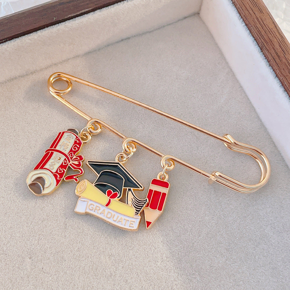 SUPERVALUECHOICE HCSESA00023 Graduation Season Cheer-Up Pin