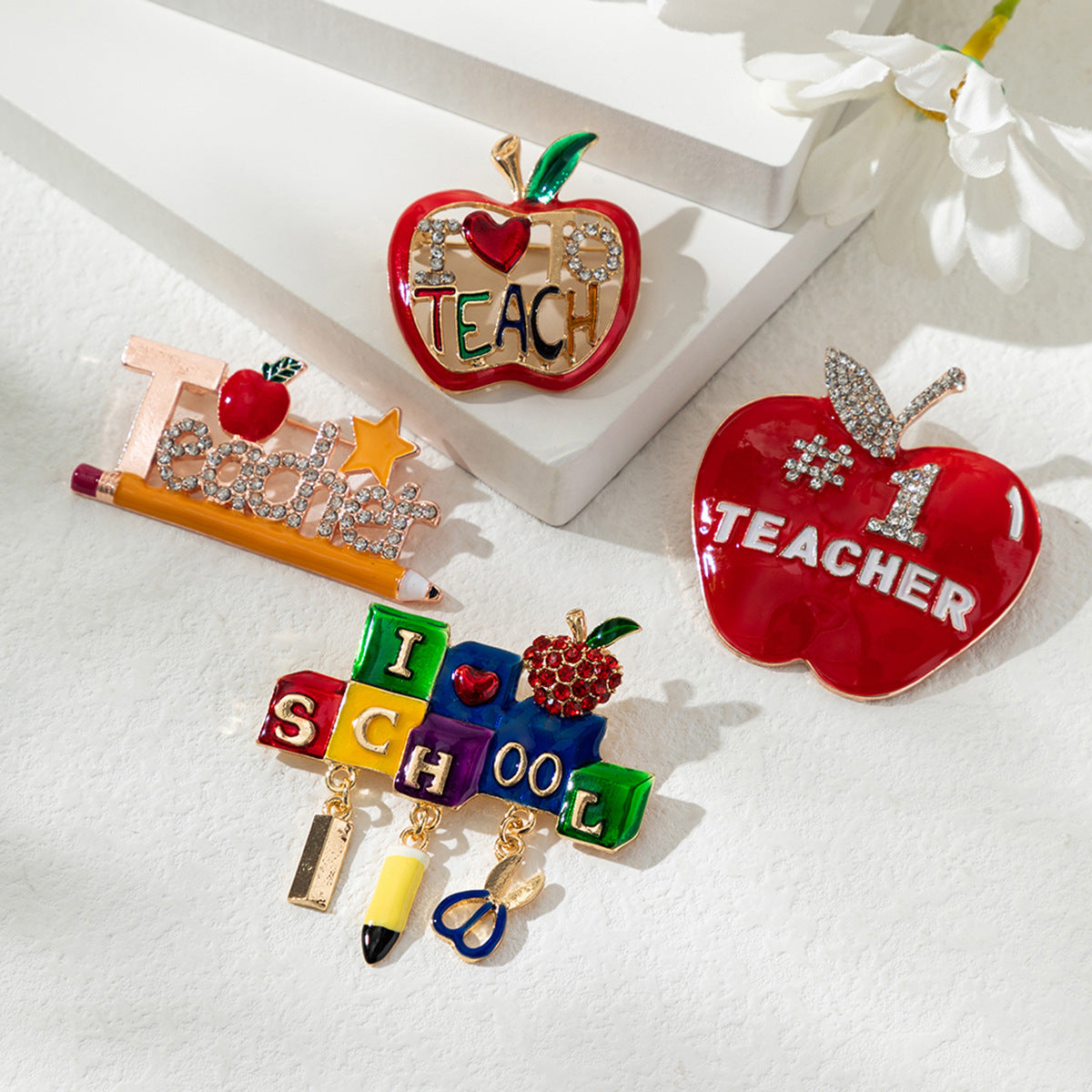 SUPÊR VÃLUE CHOICE  HCSEY00002  Necklace “Teacher” pattern pins