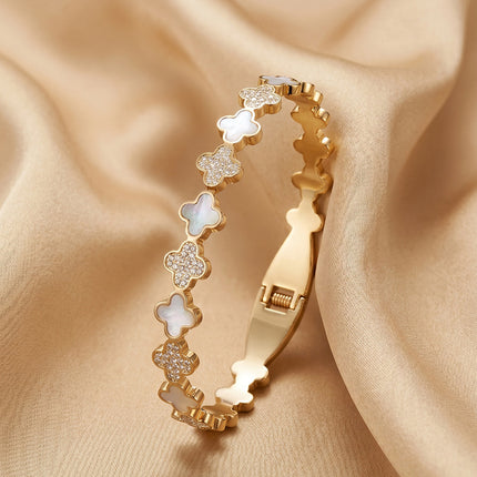 SUPÊR VÃLUE CHOICE HCSEX00016 Multiple Shell Clover Bracelets