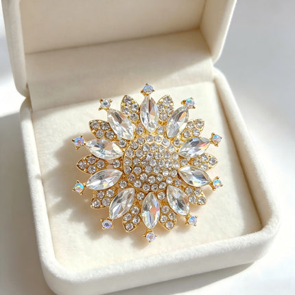 SUPERVALUECHOICE HCSESA00096 Sparkling Rhinestone Lapel Brooches 1.61" × 1.61"