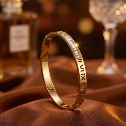SUPÊR VÃLUE CHOICE HCSEX00049 Square-Cut Roman Numeral Bracelet