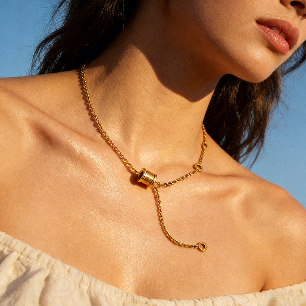 SUPERVALUECHOICE HCSEVA00007 Gold Pendant Necklace