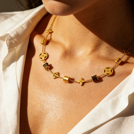 SUPERVALUECHOICE HCSEVA00009 Patterned Leather Four-Leaf Clover Necklace