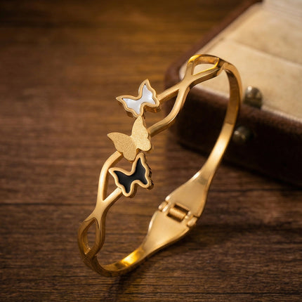 SUPERVALUECHOICE HCSEX00050 Three Butterflies Bracelet