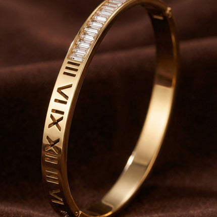 SUPÊR VÃLUE CHOICE HCSEX00049 Square-Cut Roman Numeral Bracelet