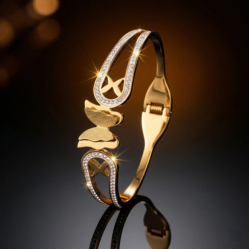 SUPÊR VÃLUE CHOICE HCSEX00038 Geometric Butterfly Openwork Bracelet