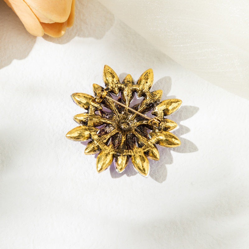 SUPÊR VÃLUE CHOICE  HCSEY00004  Necklace “Rhinestone Flower ” pattern pins