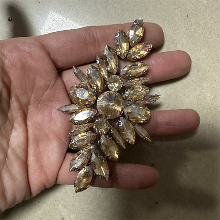 SUPERVALUECHOICE CHRISTMAS HCSEYD00045 Handmade Rhinestone Applique, Hotfix Backed Crystal Beaded Patch for Christmas Holiday Garment, Formal Dress & Costume Embellishment 3.74 in × 1.97 in