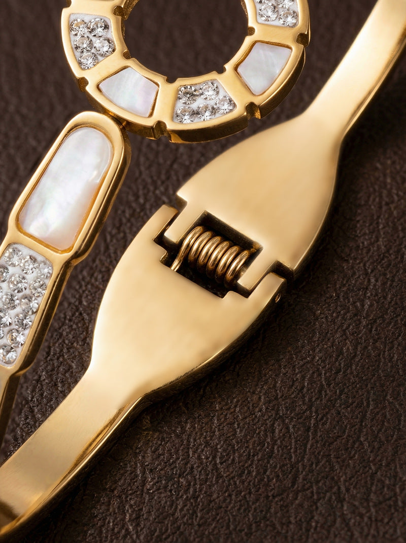 SUPÊR VÃLUE CHOICE HCSEX00023 Shell and Circle Snake Bone Bracelet