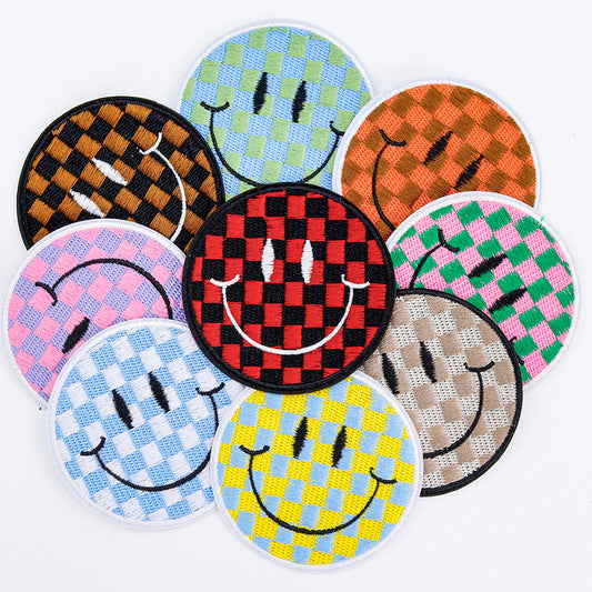 SUPERVALUECHOICE HCSEYB00113 9Pcs Checkerboard Smiley Face Embroidered Iron On Patches Colorful Clothing DIY Appliques