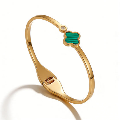 SUPERVALUECHOICE HCSEX00047 Multicolored Four-Leaf Clover Bracelet