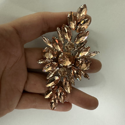 SUPERVALUECHOICE CHRISTMAS HCSEYD00045 Handmade Rhinestone Applique, Hotfix Backed Crystal Beaded Patch for Christmas Holiday Garment, Formal Dress & Costume Embellishment 3.74 in × 1.97 in