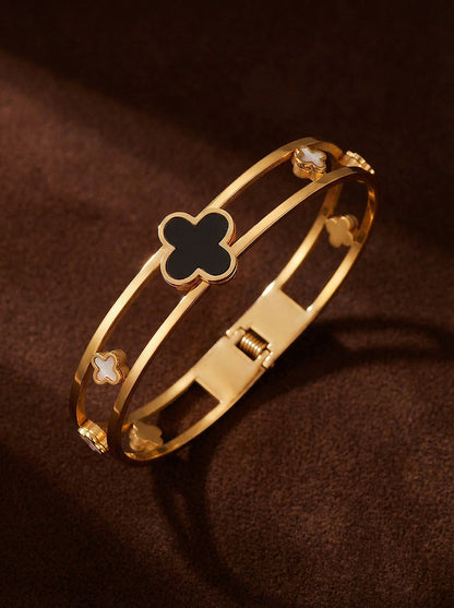 SUPÊR VÃLUE CHOICE HCSEX00040 Openwork Four-Leaf Clover Bracelet