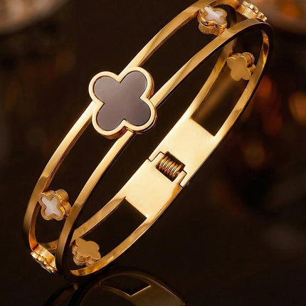 SUPÊR VÃLUE CHOICE HCSEX00040 Openwork Four-Leaf Clover Bracelet