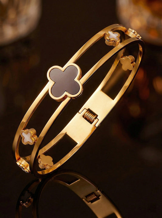 SUPÊR VÃLUE CHOICE HCSEX00040 Openwork Four-Leaf Clover Bracelet