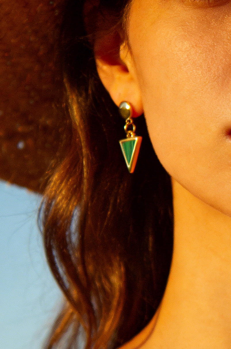 SUPERVALUECHOICE HCSETB00004 Diamond-studded triangle earrings
