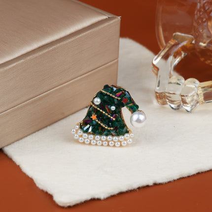 SUPERVALUECHOICE HCSESA00109 Elegant Christmas Santa Hat Brooch, Luxury Pearl & Crystal Holiday Pin, Delicate Festive Accessory & Creative Gift