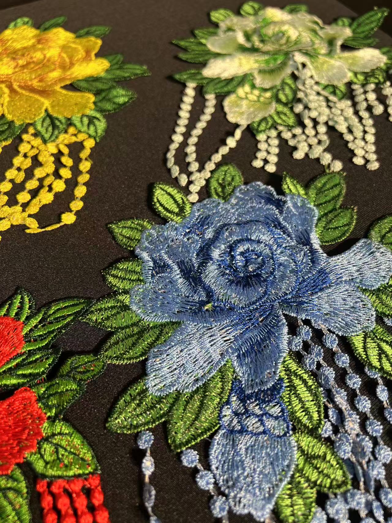 SUPERVALUECHOICE HCSEYB00070 Floral Embroidered Fabric Patches