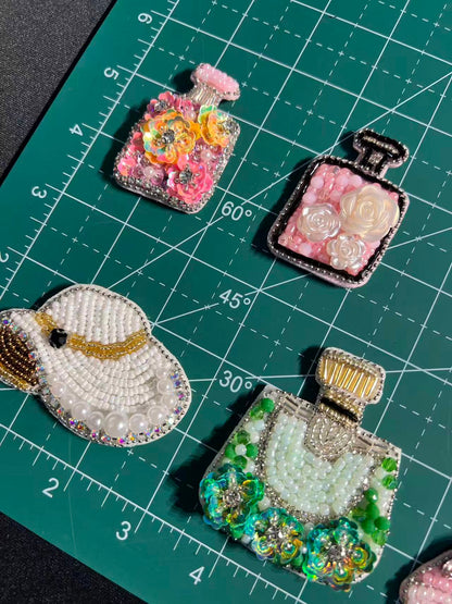 SUPERVALUECHOICE HCSEYD00022 Rhinestone Patch Perfume Wine Glass Hat Motif Sew On Clothing Applique