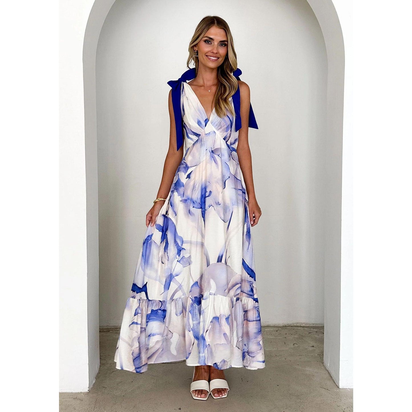 SVCD000123 Summer fashion women's long V-neck sleeveless Bohemian-style dress